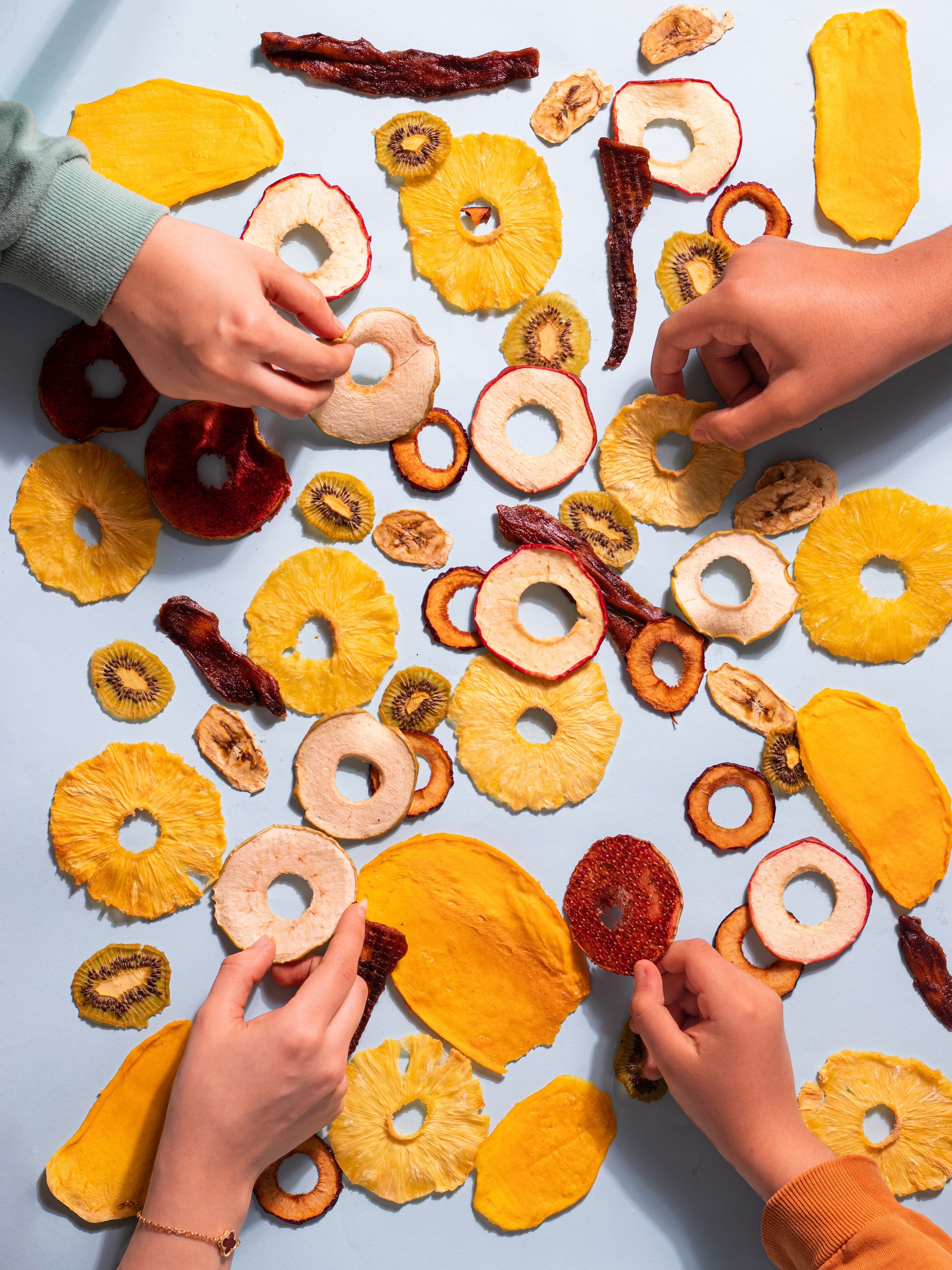 من نحن - دي فروت: متجر الفواكه المجففة الطبيعية واللذيذة